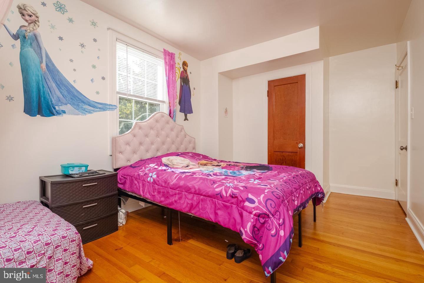 BEVERLY HILLS - Residential