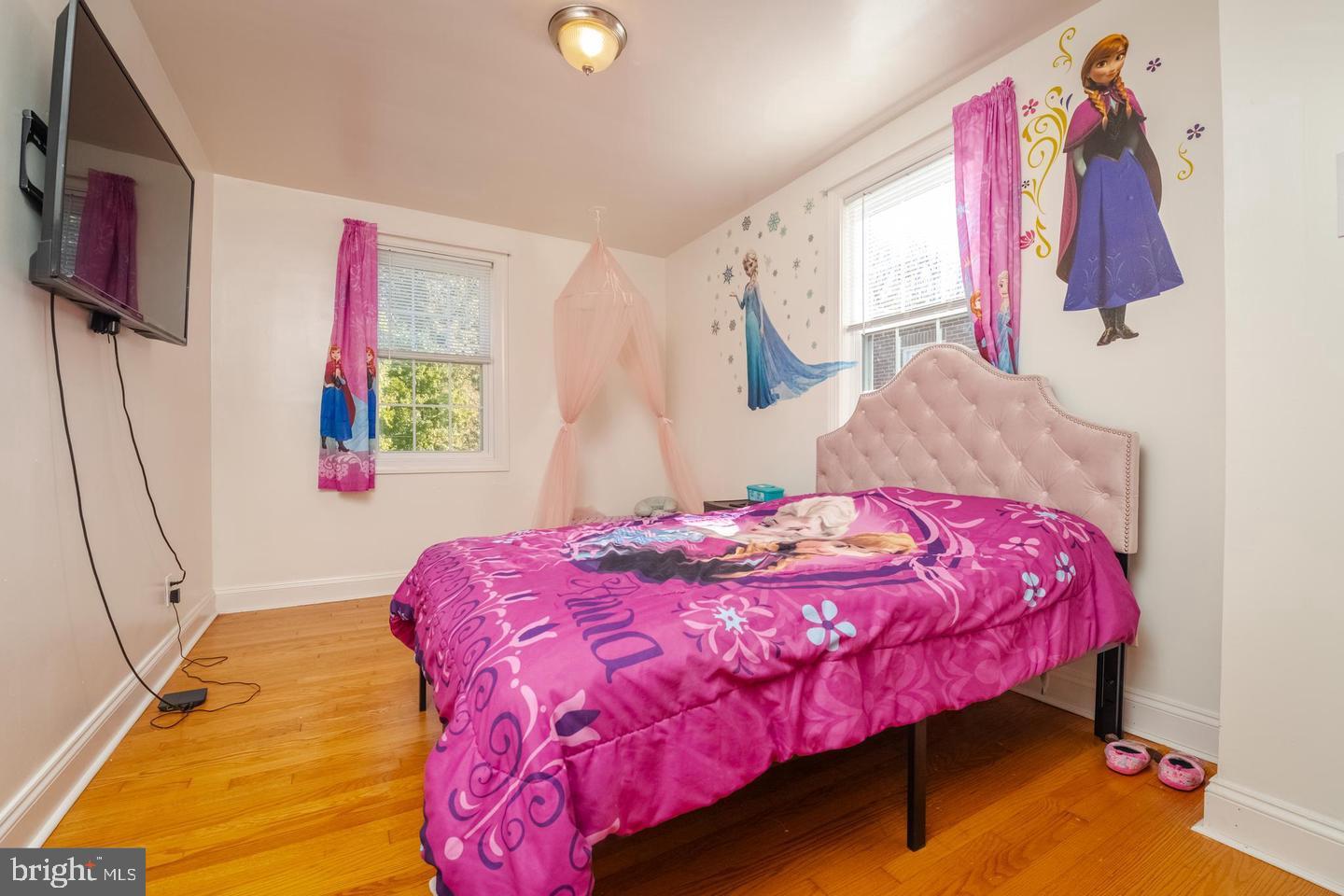 BEVERLY HILLS - Residential