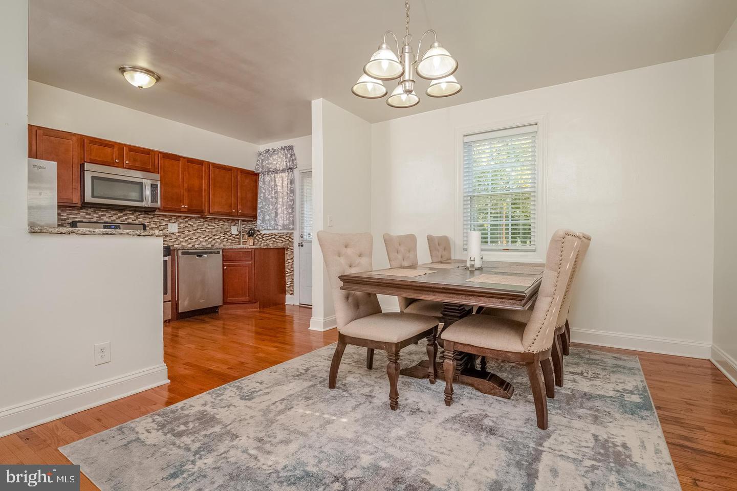 BEVERLY HILLS - Residential