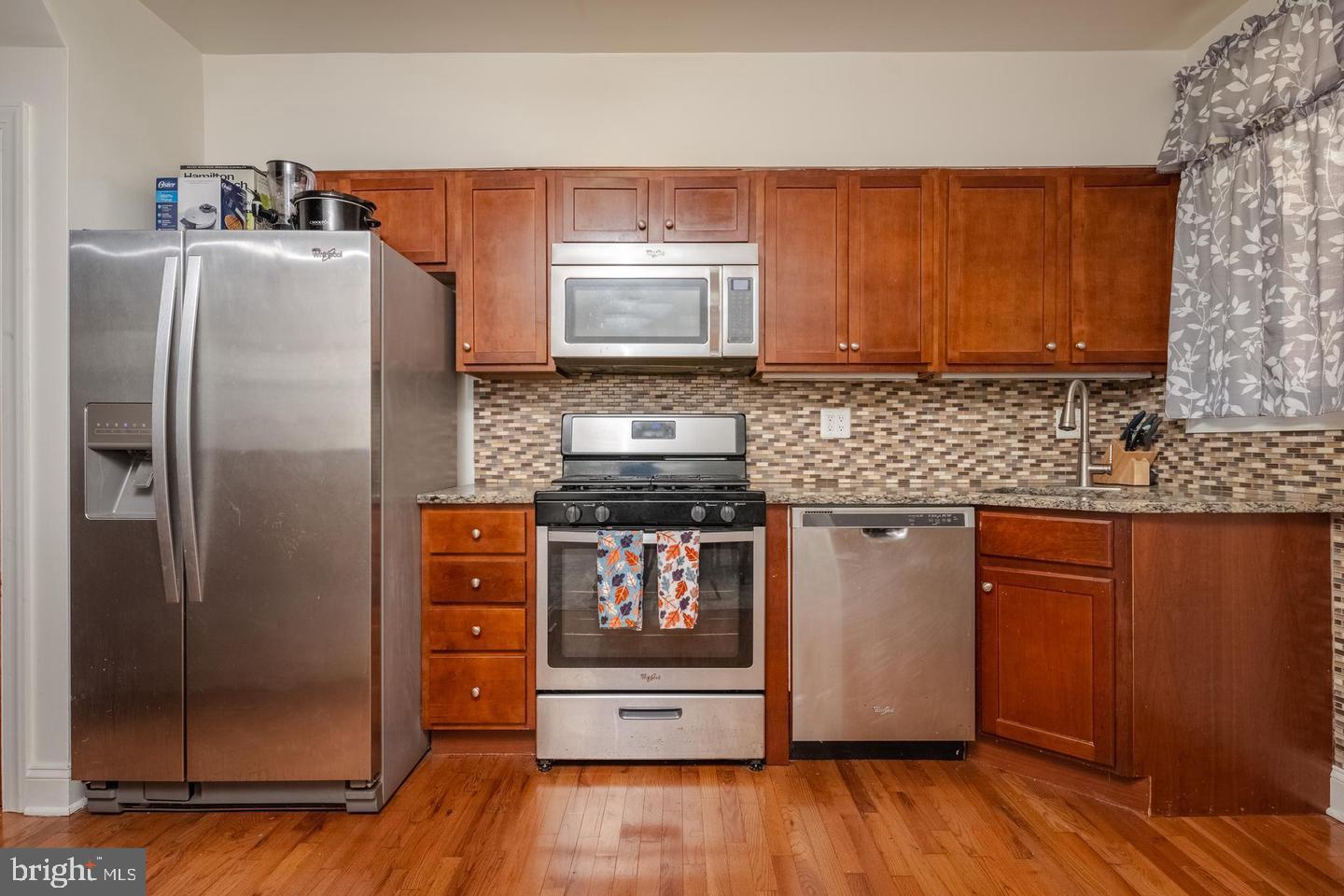 BEVERLY HILLS - Residential