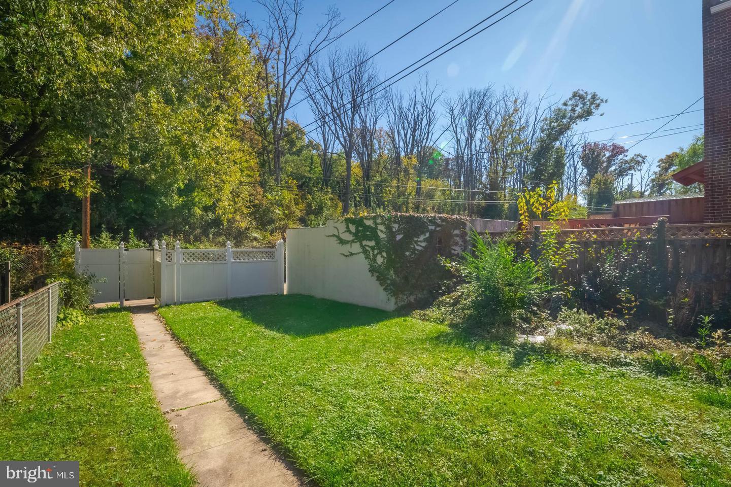 BEVERLY HILLS - Residential