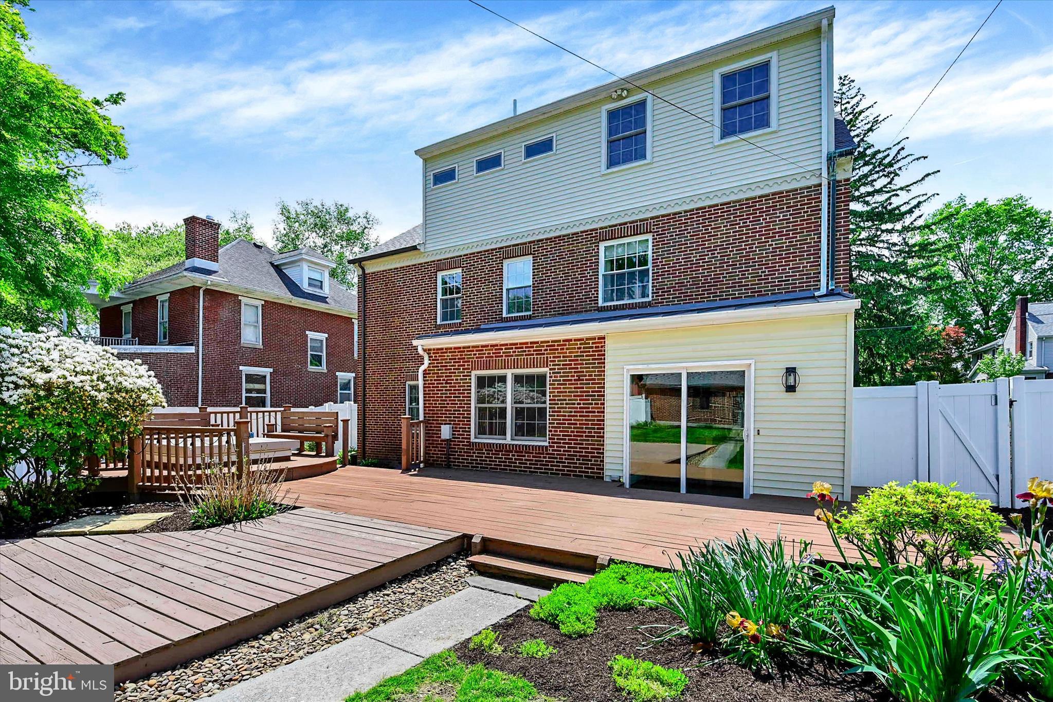CAMP HILL BOROUGH - Residential