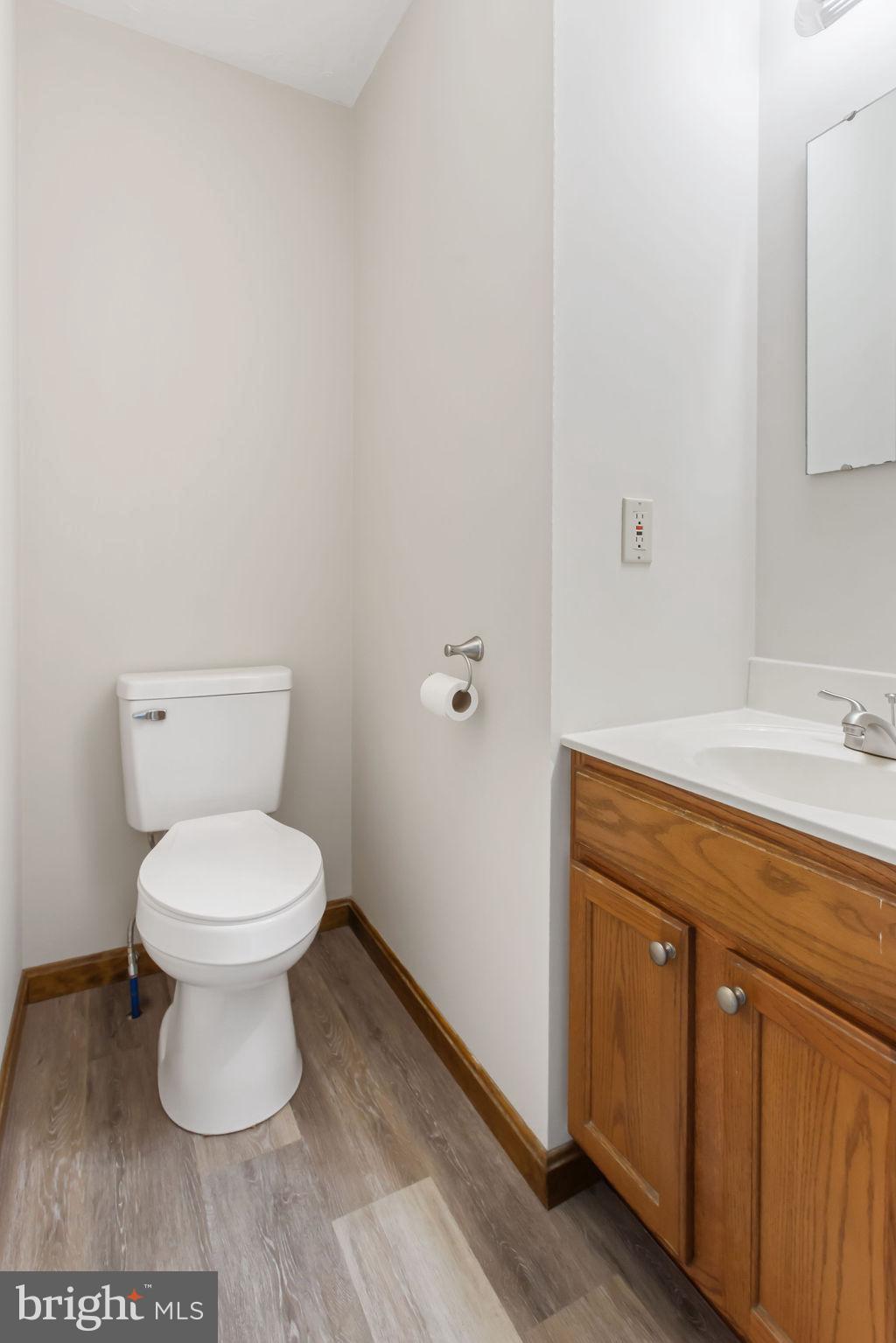 COLONIAL RIDGE - Residential