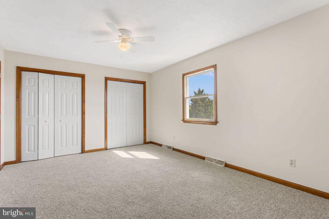 COLONIAL RIDGE - Residential