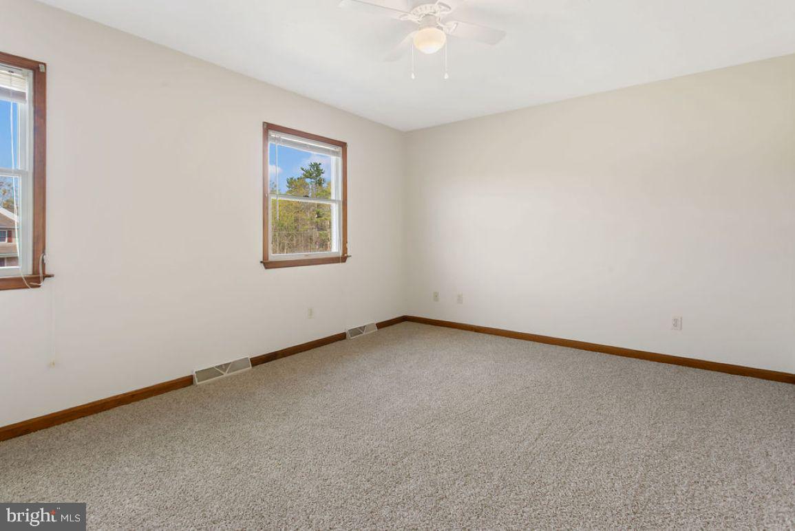 COLONIAL RIDGE - Residential