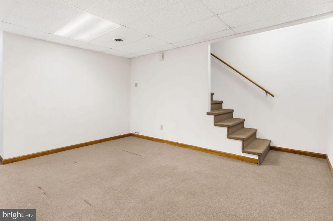 COLONIAL RIDGE - Residential