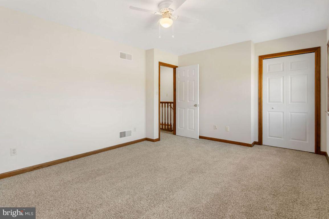 COLONIAL RIDGE - Residential