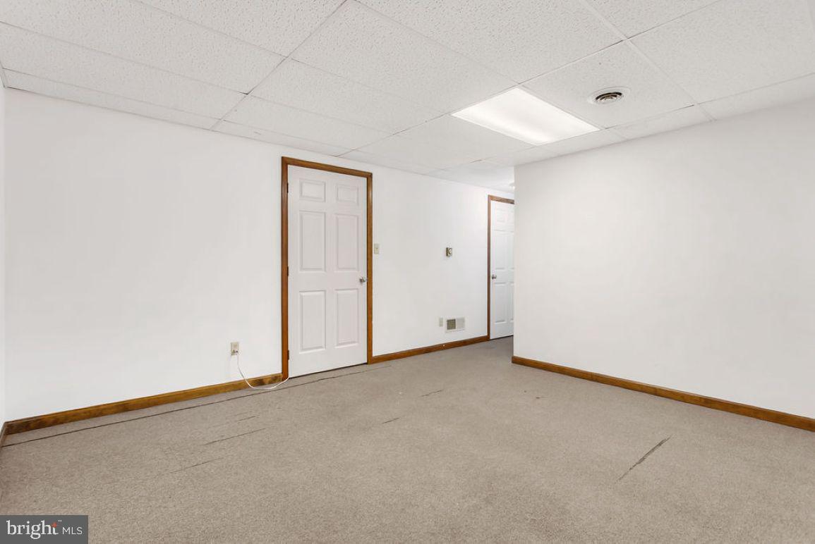 COLONIAL RIDGE - Residential