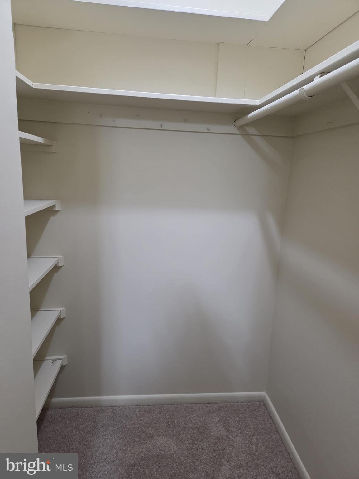 WOODBURN VILLAGE - Residential Lease