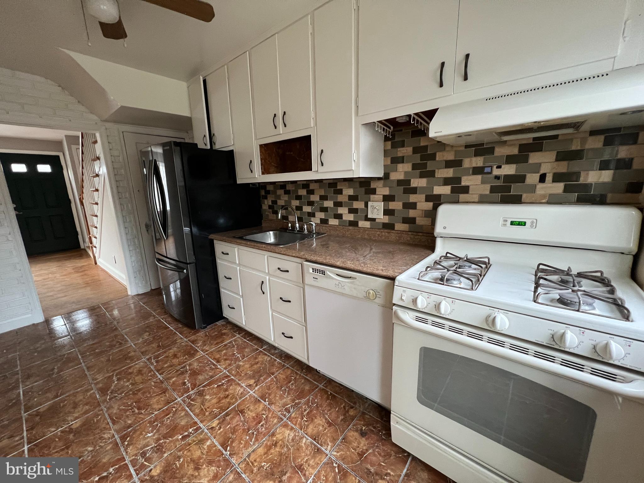 PARKVILLE - Residential