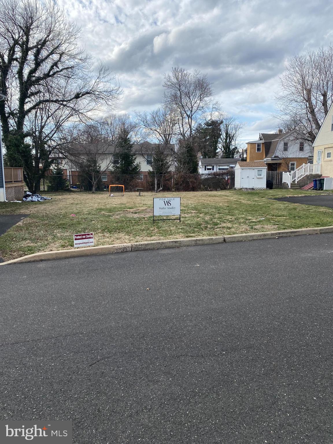 1668 WASHINGTON AVENUE