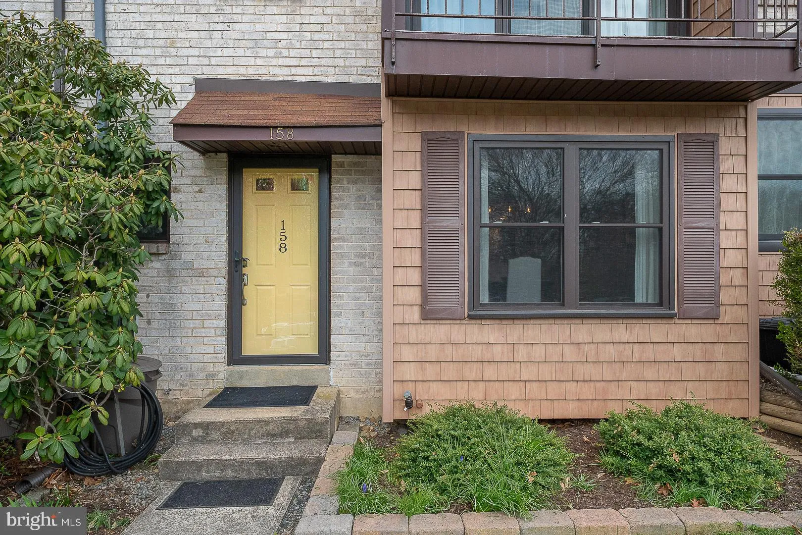 Aston, Pennsylvania 19014, United States, 2 Bedrooms Bedrooms, ,3 BathroomsBathrooms,Residential,Contingent,113200