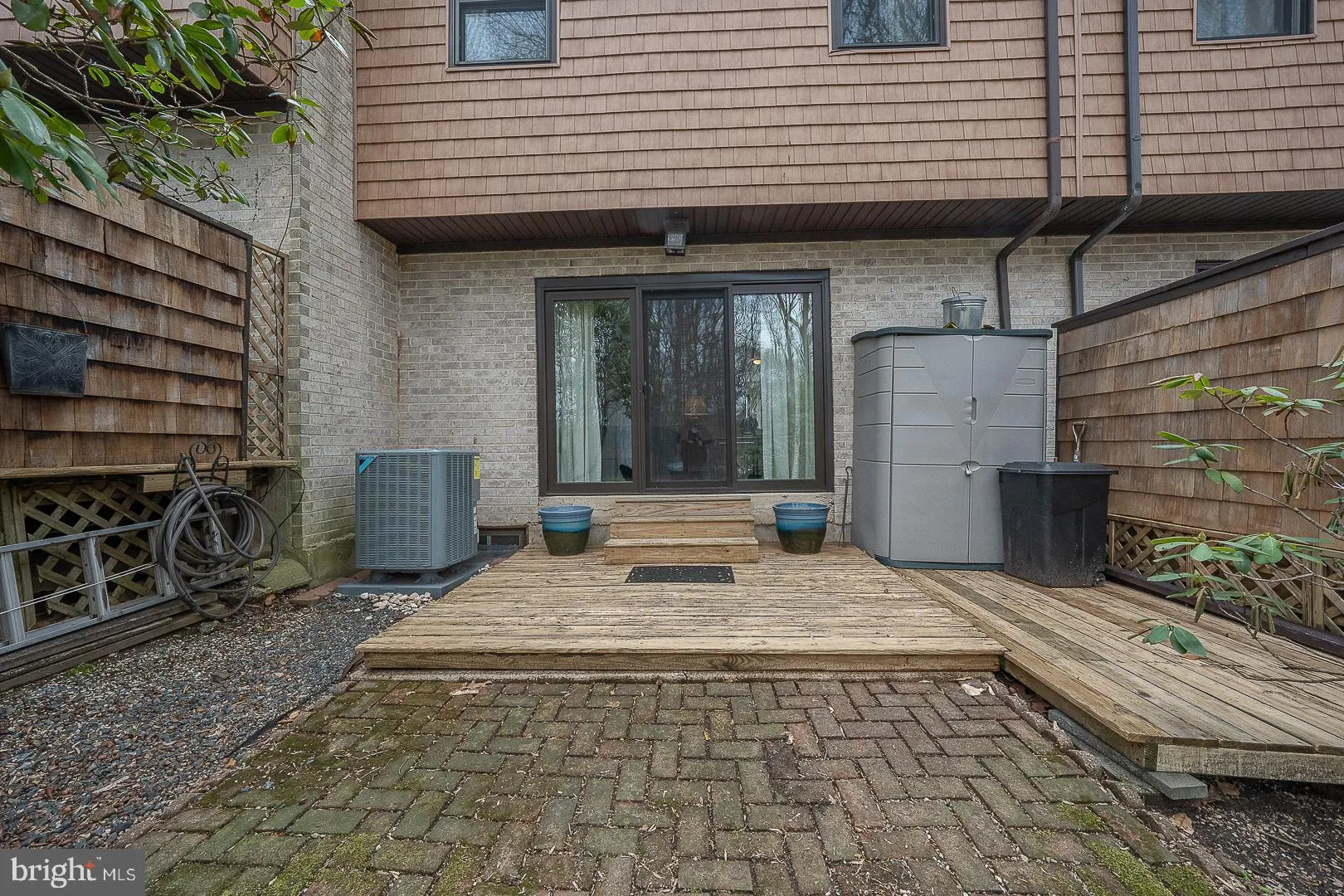 Aston, Pennsylvania 19014, United States, 2 Bedrooms Bedrooms, ,3 BathroomsBathrooms,Residential,Contingent,113200