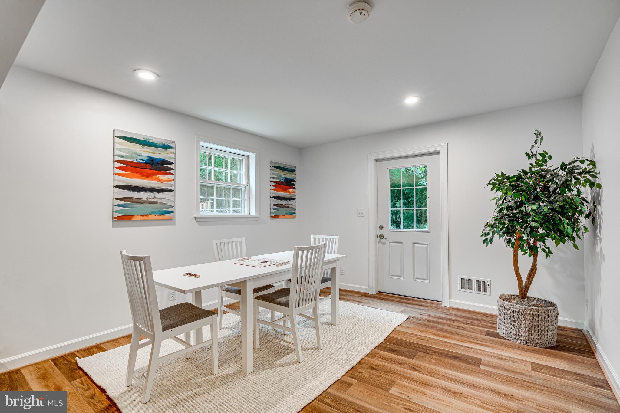 MAYWOOD TERRACE - Residential