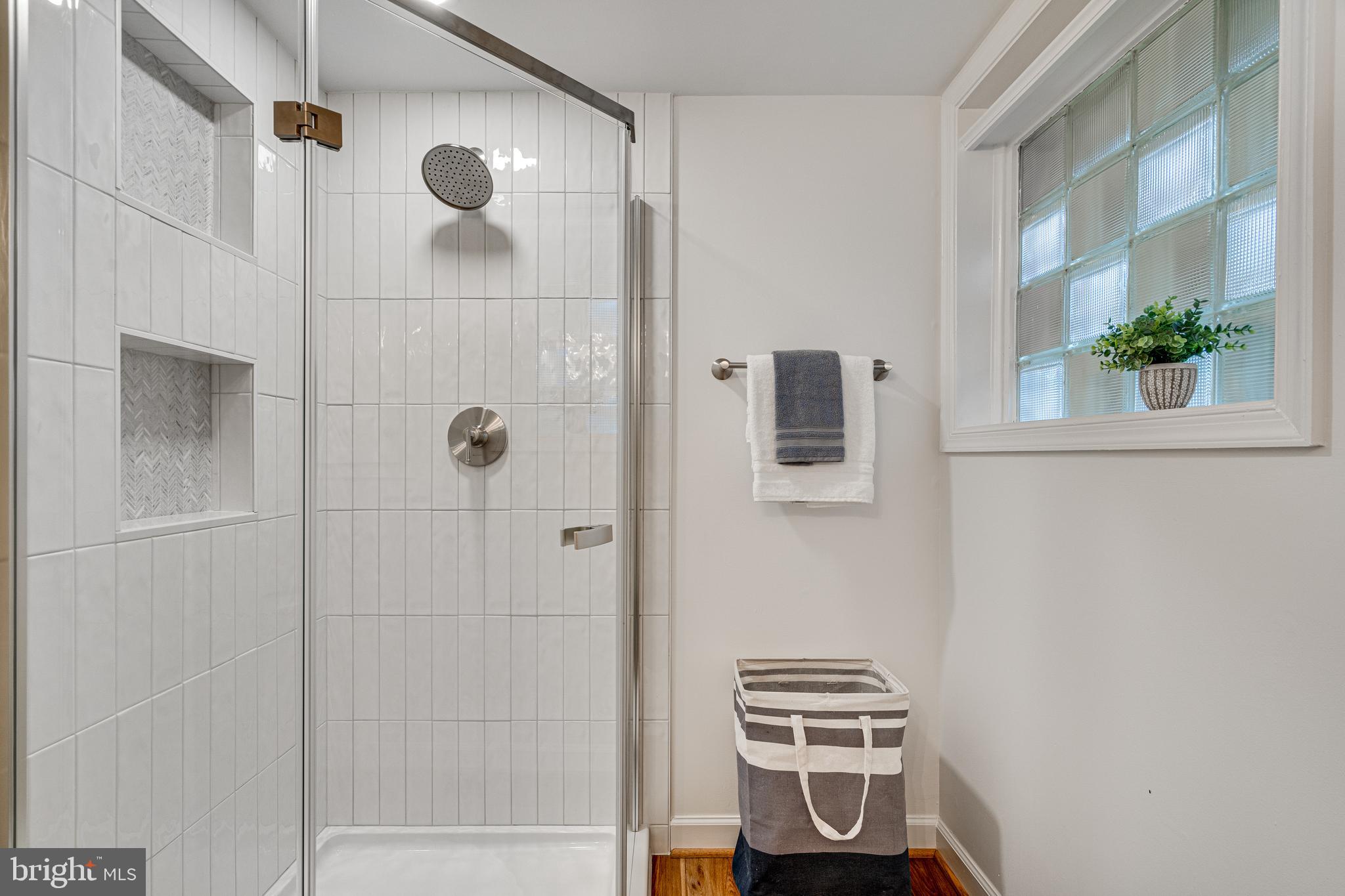 MAYWOOD TERRACE - Residential