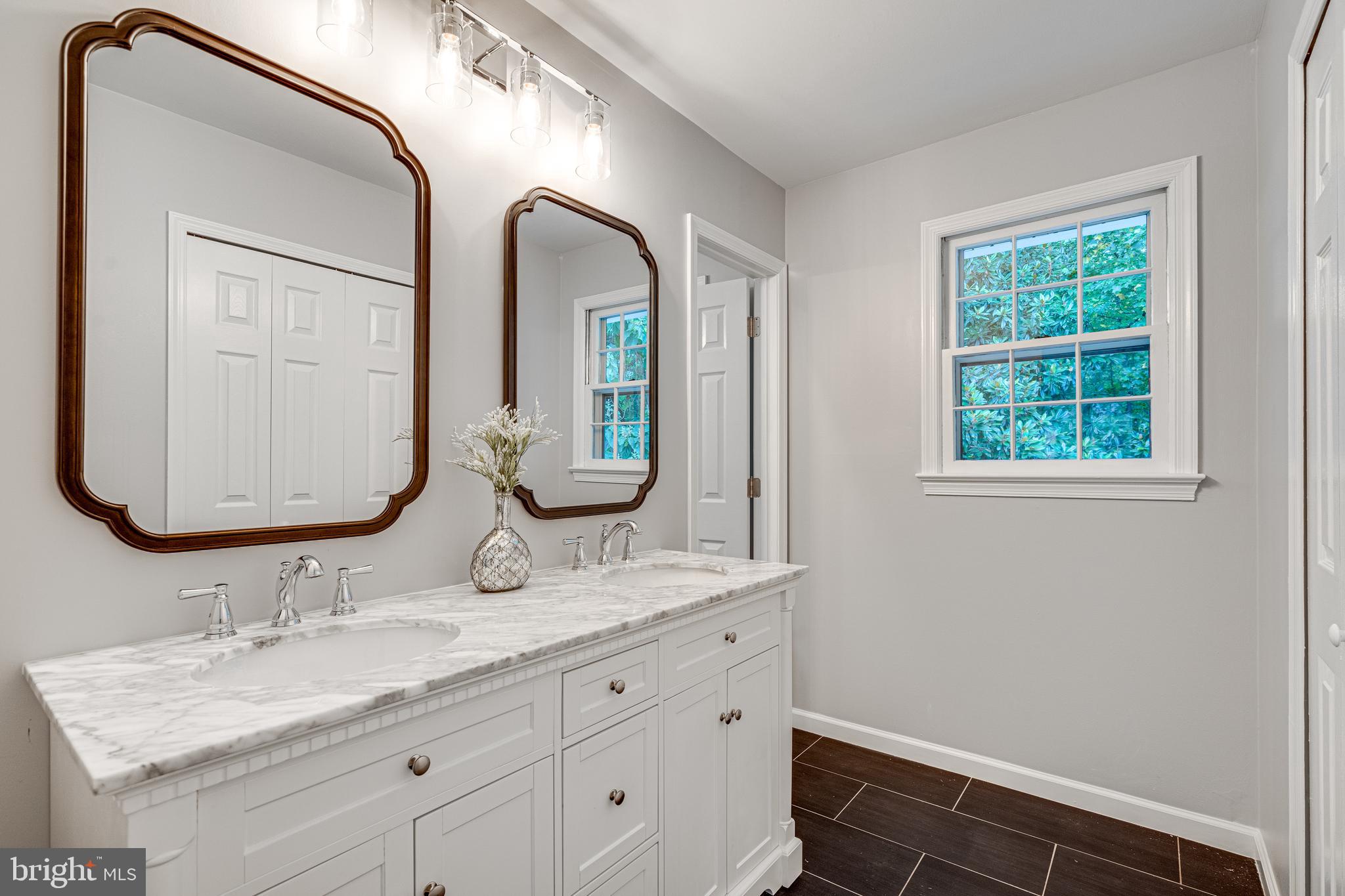 MAYWOOD TERRACE - Residential