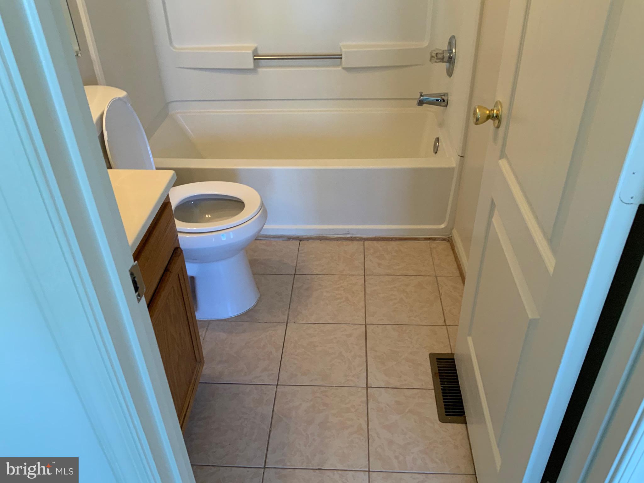 PENNSYLVANIA PLACE - Residential Lease