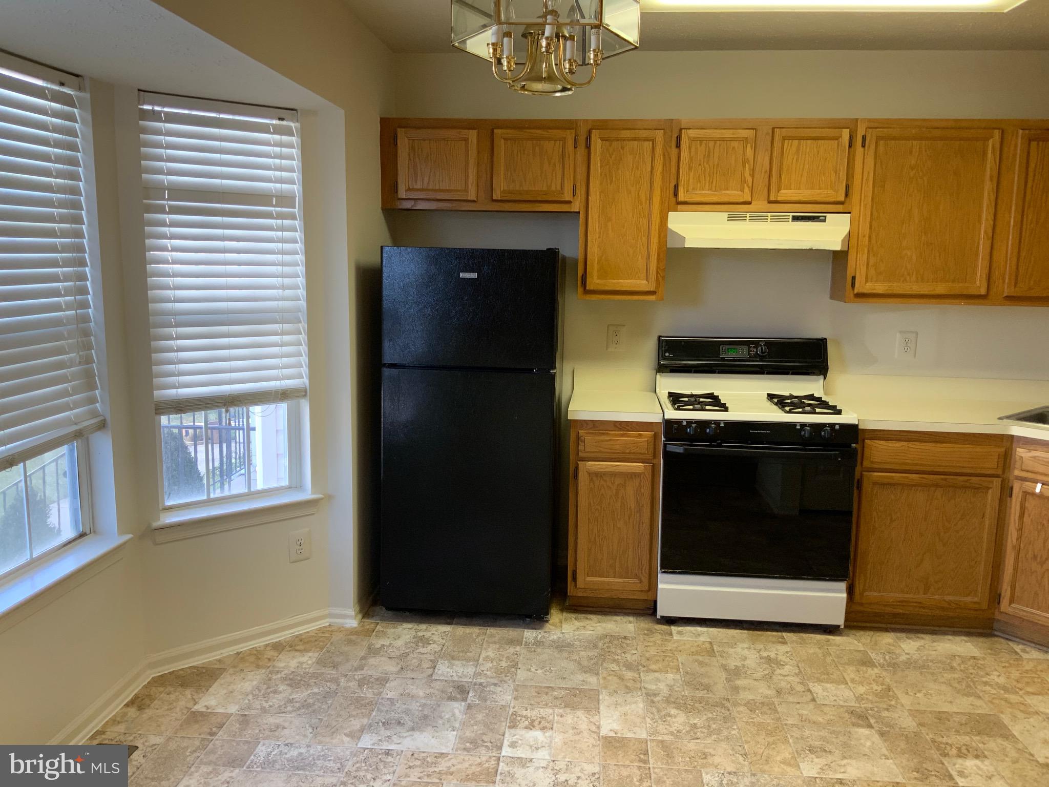 PENNSYLVANIA PLACE - Residential Lease