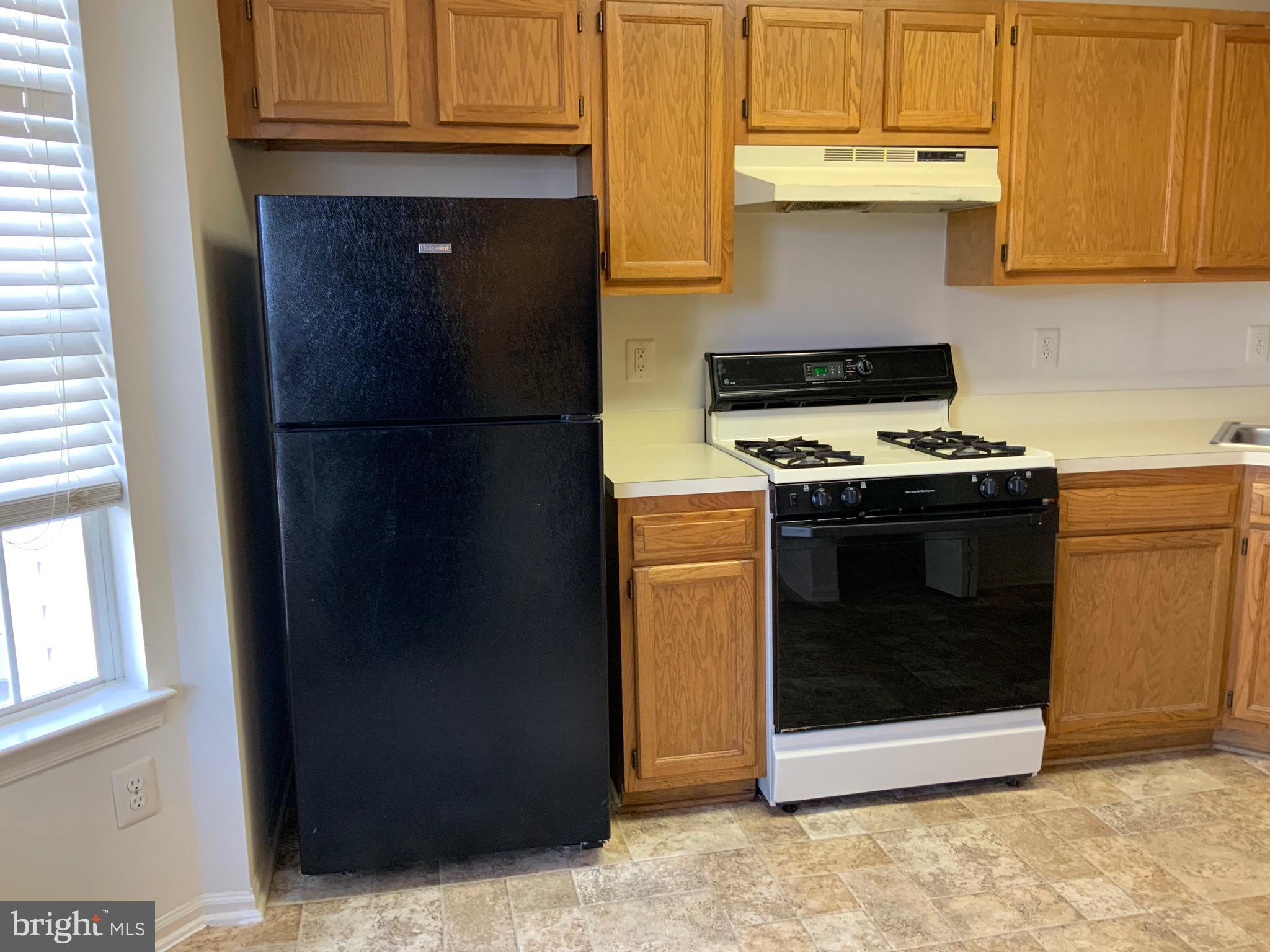 PENNSYLVANIA PLACE - Residential Lease