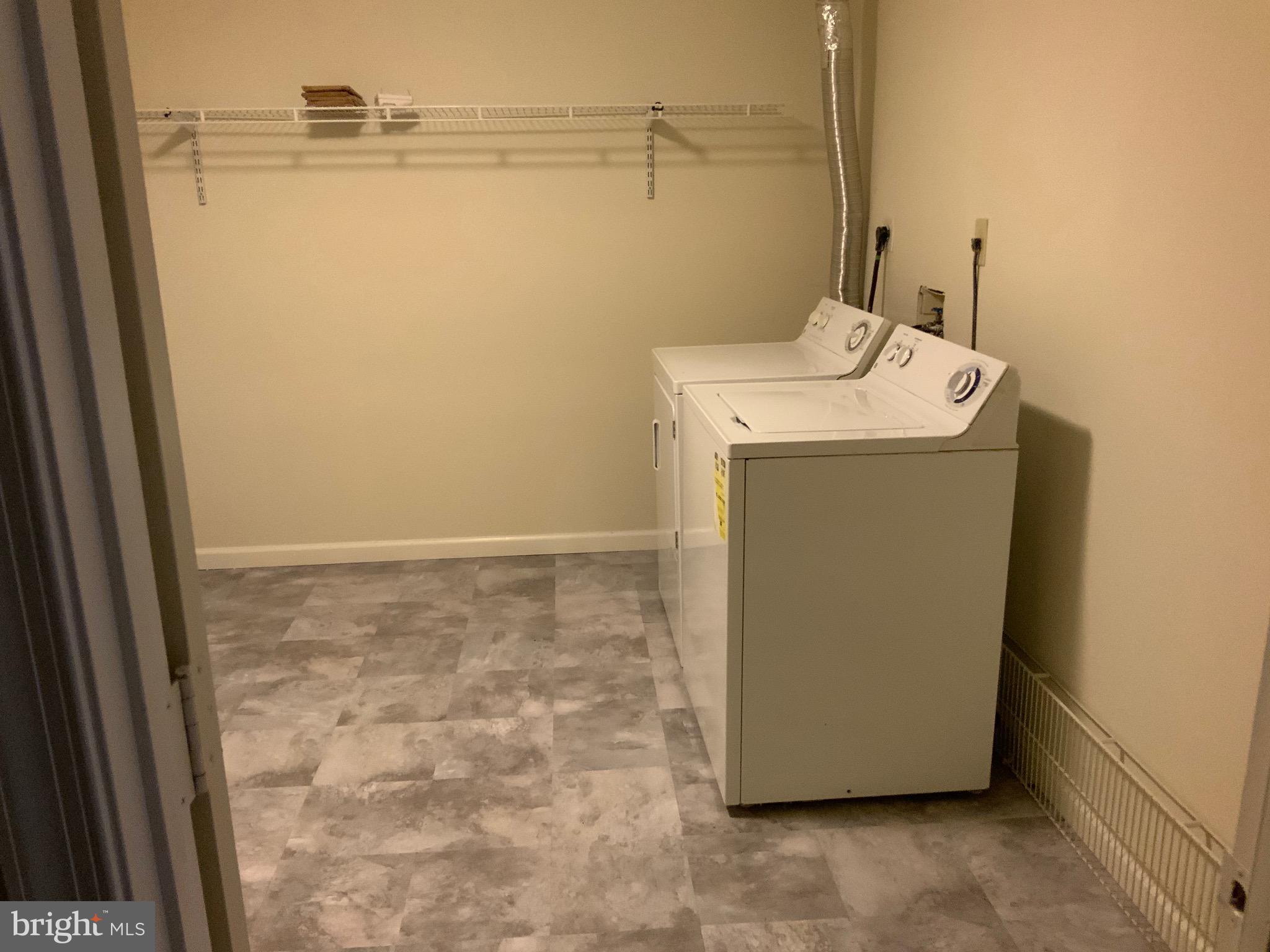 PENNSYLVANIA PLACE - Residential Lease