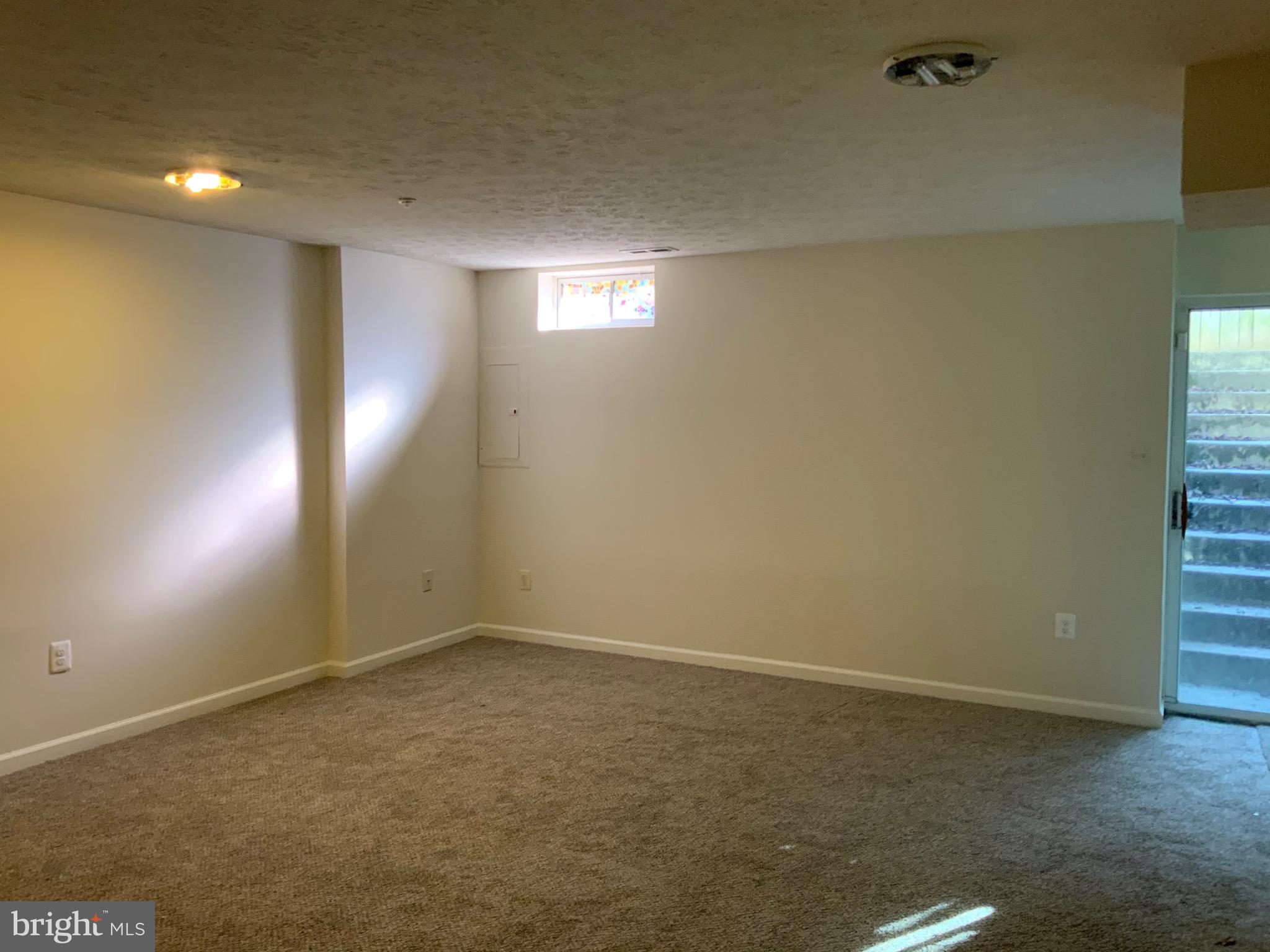 PENNSYLVANIA PLACE - Residential Lease