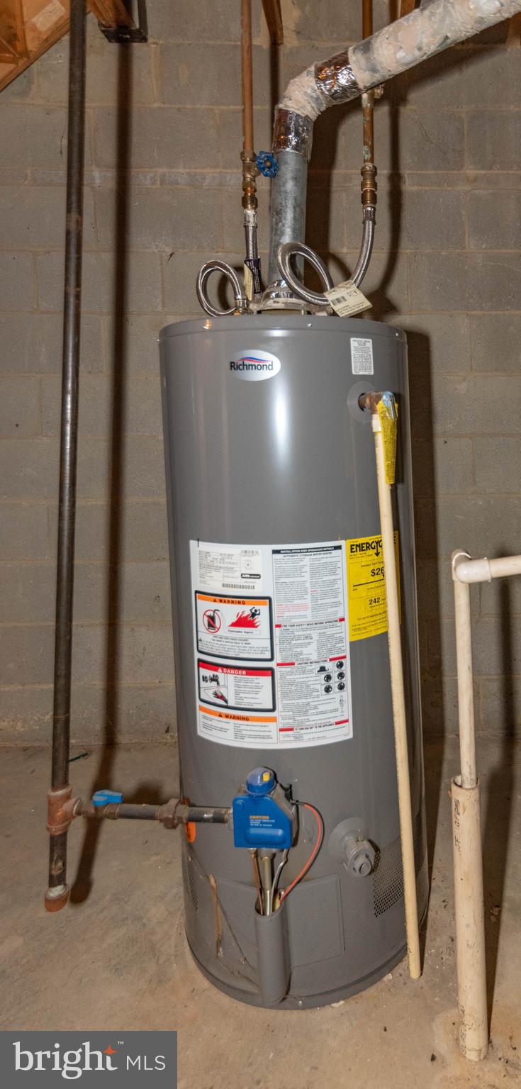 JOHNSTON SQUARE - Residential