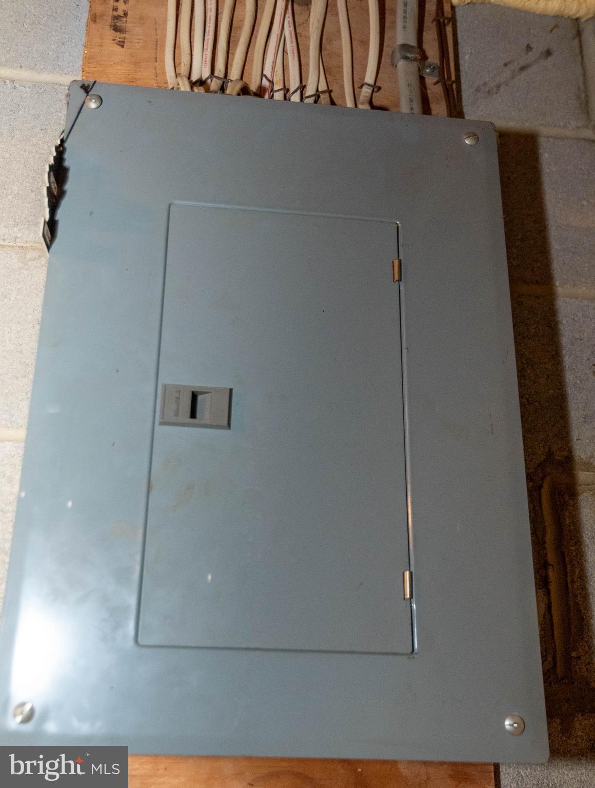 JOHNSTON SQUARE - Residential