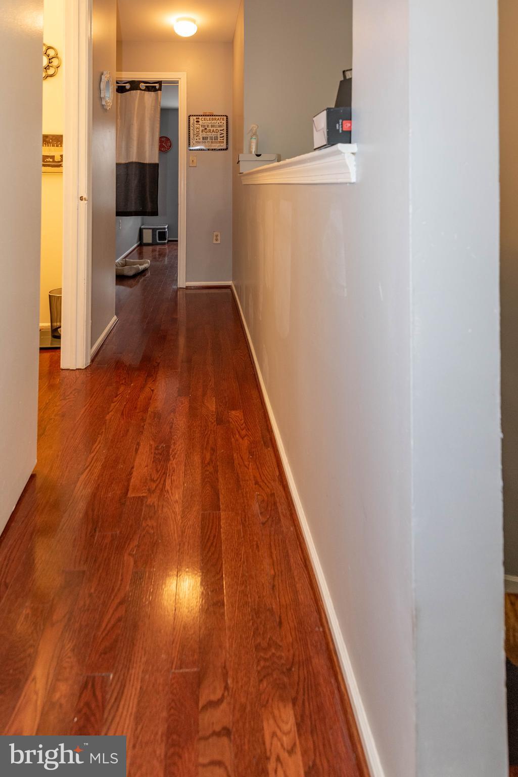 JOHNSTON SQUARE - Residential