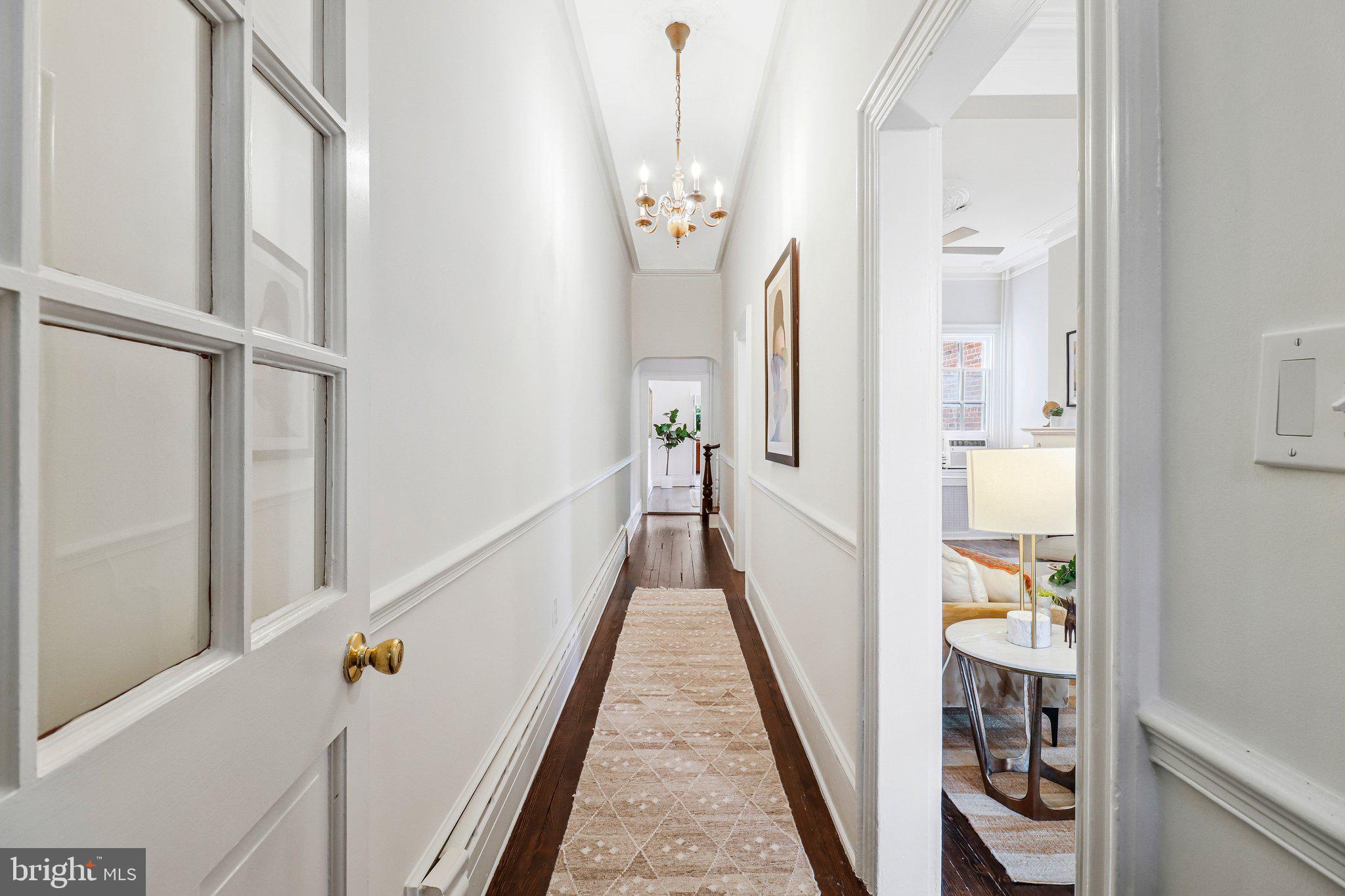 122 3RD STREET SE