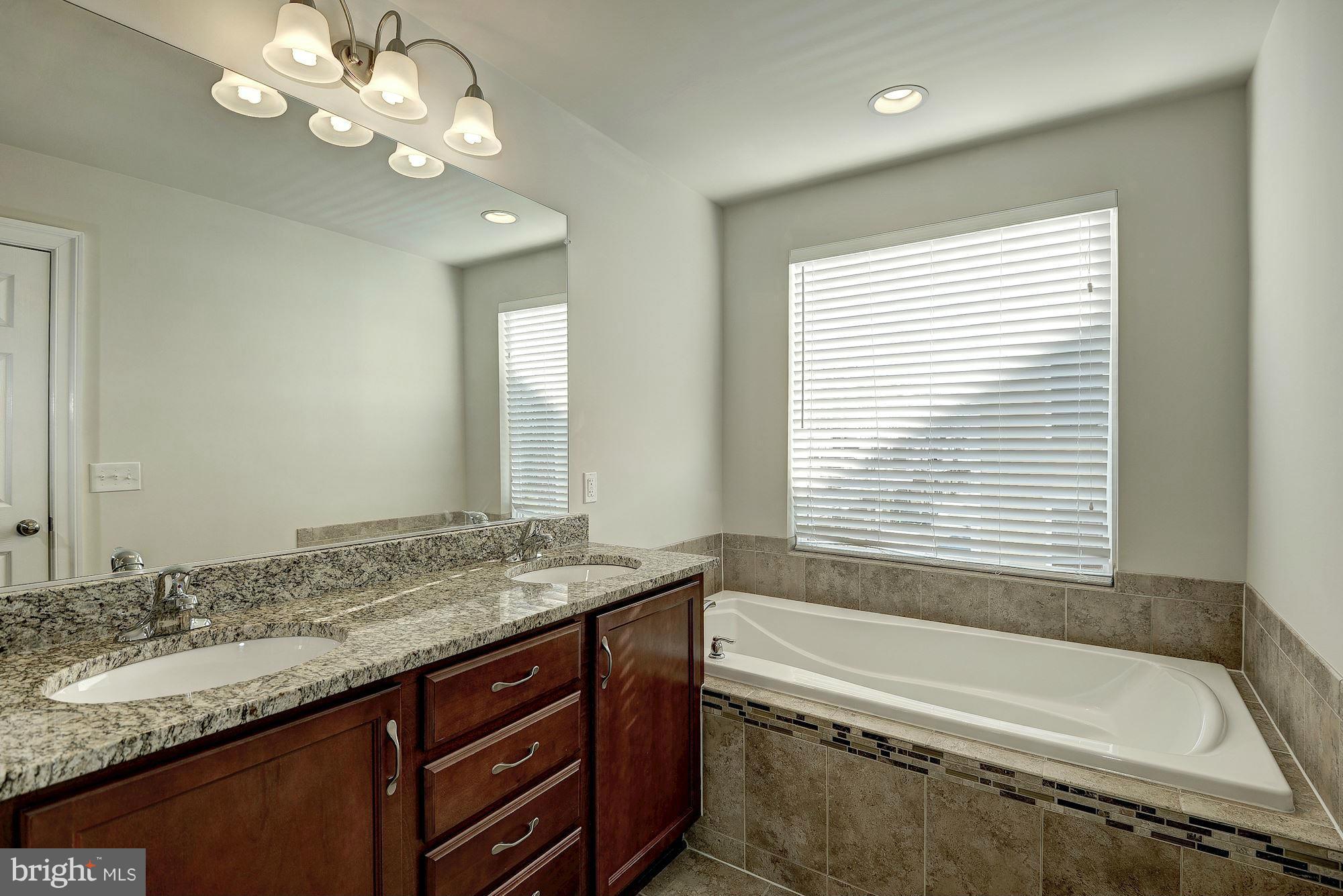 METROWEST - Residential Lease