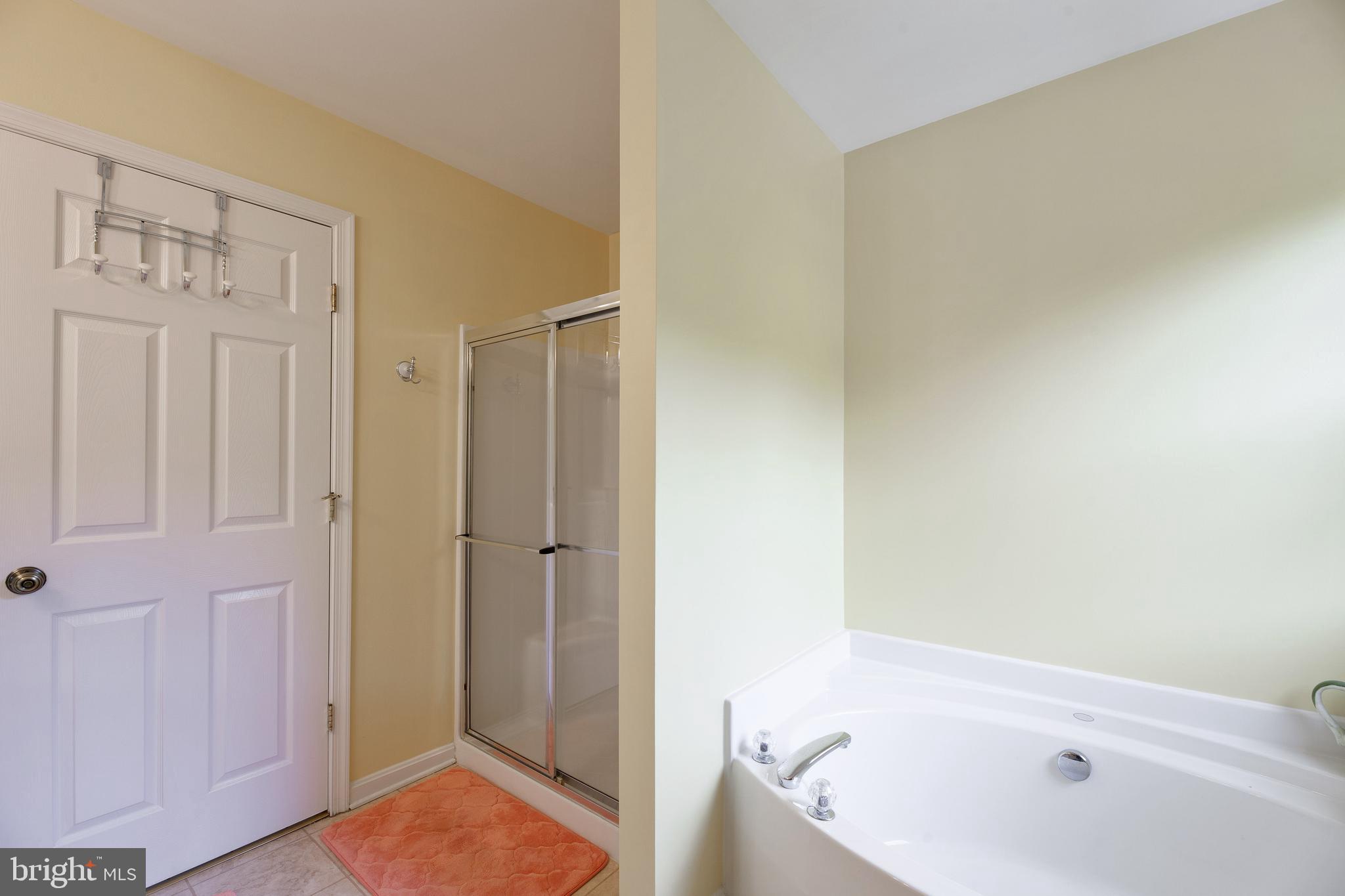 ENGLAND RUN NORTH - Residential