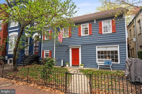 7 9TH STREET SE WASHINGTON DC 20003