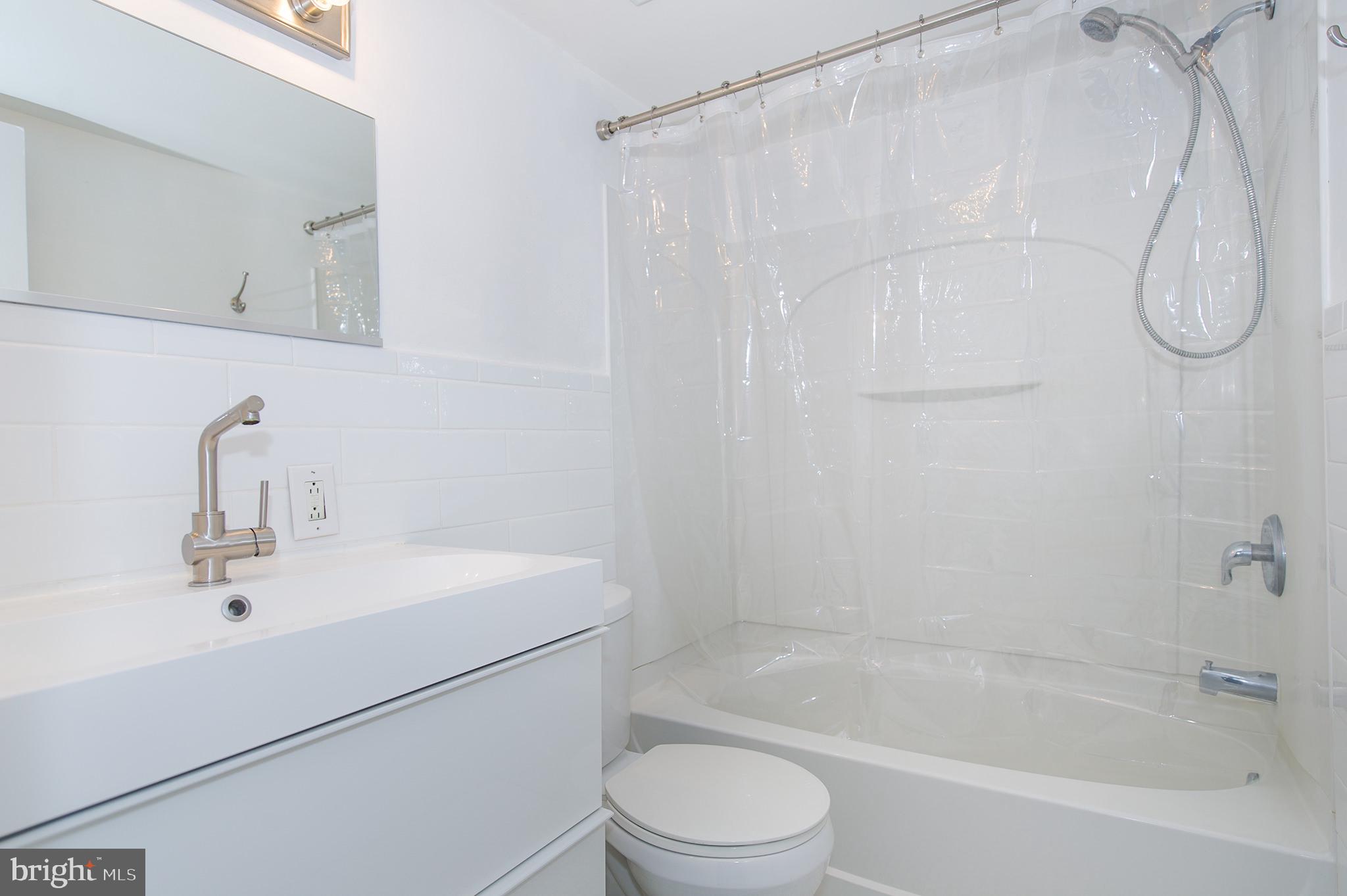 THE MEADOWS - Residential Lease