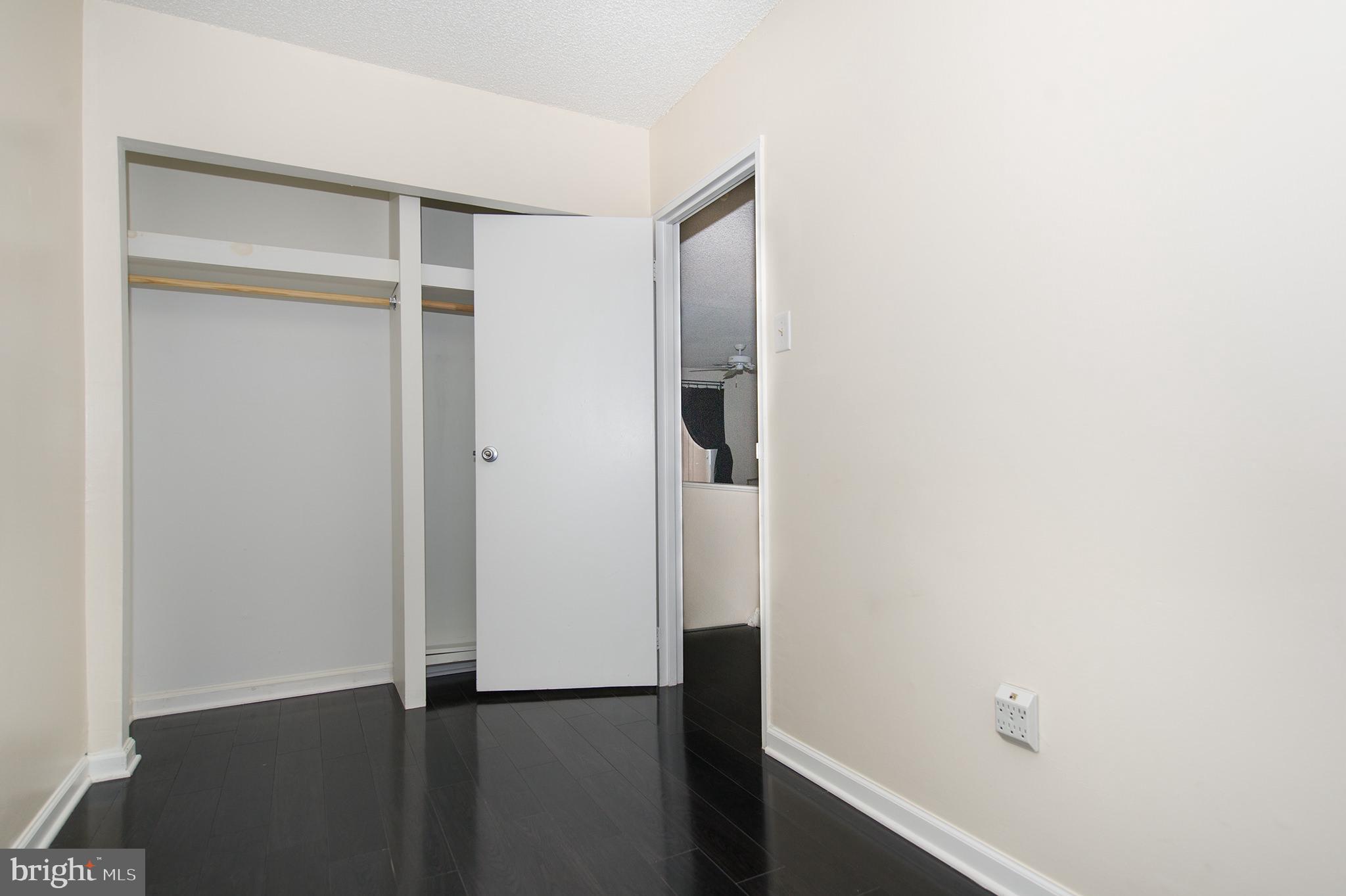 THE MEADOWS - Residential Lease