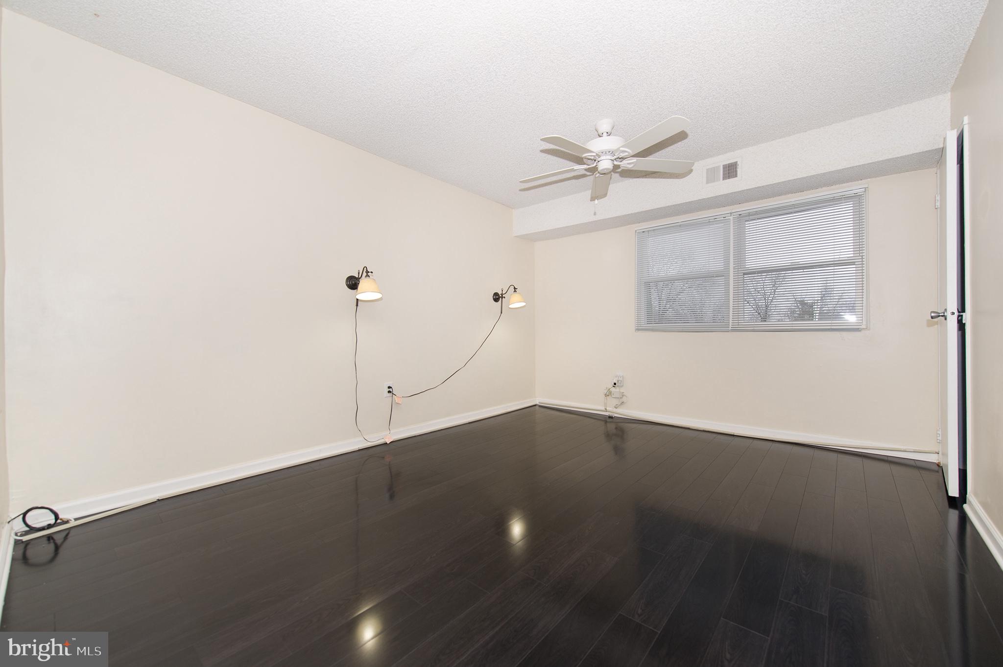 THE MEADOWS - Residential Lease