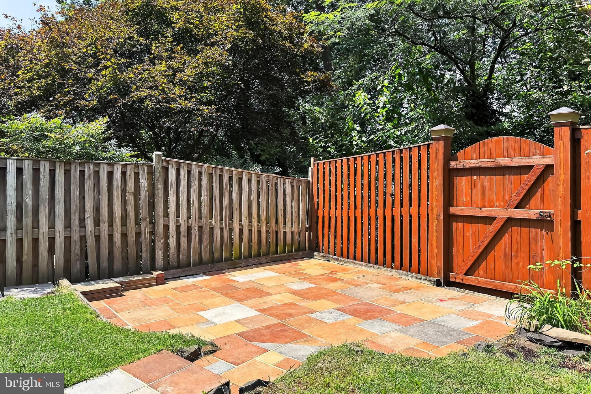 HAYFIELD VIEW - Residential