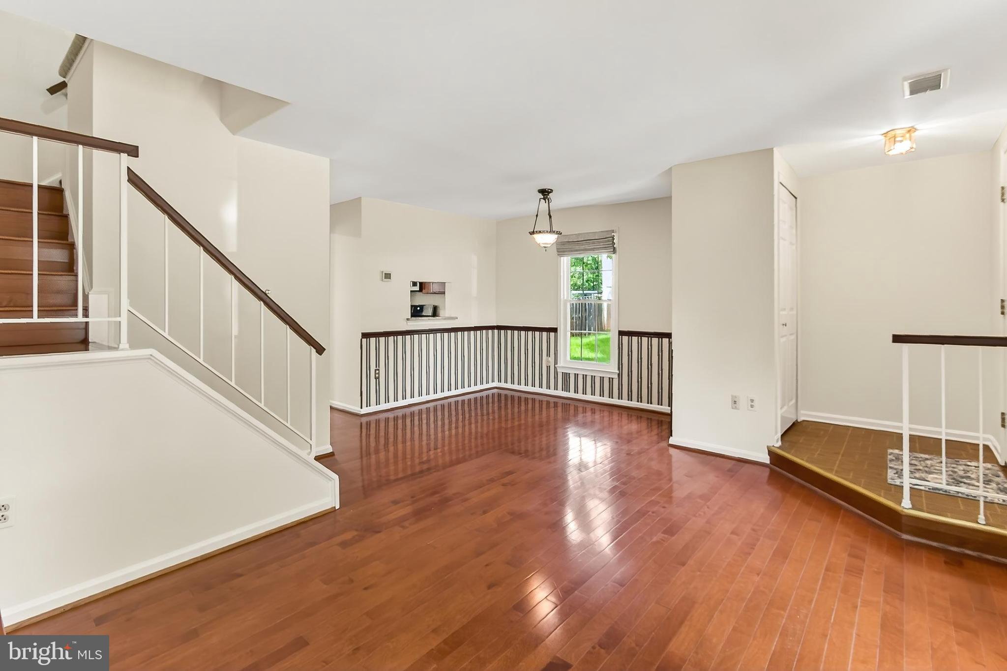 7462 TOWCHESTER COURT