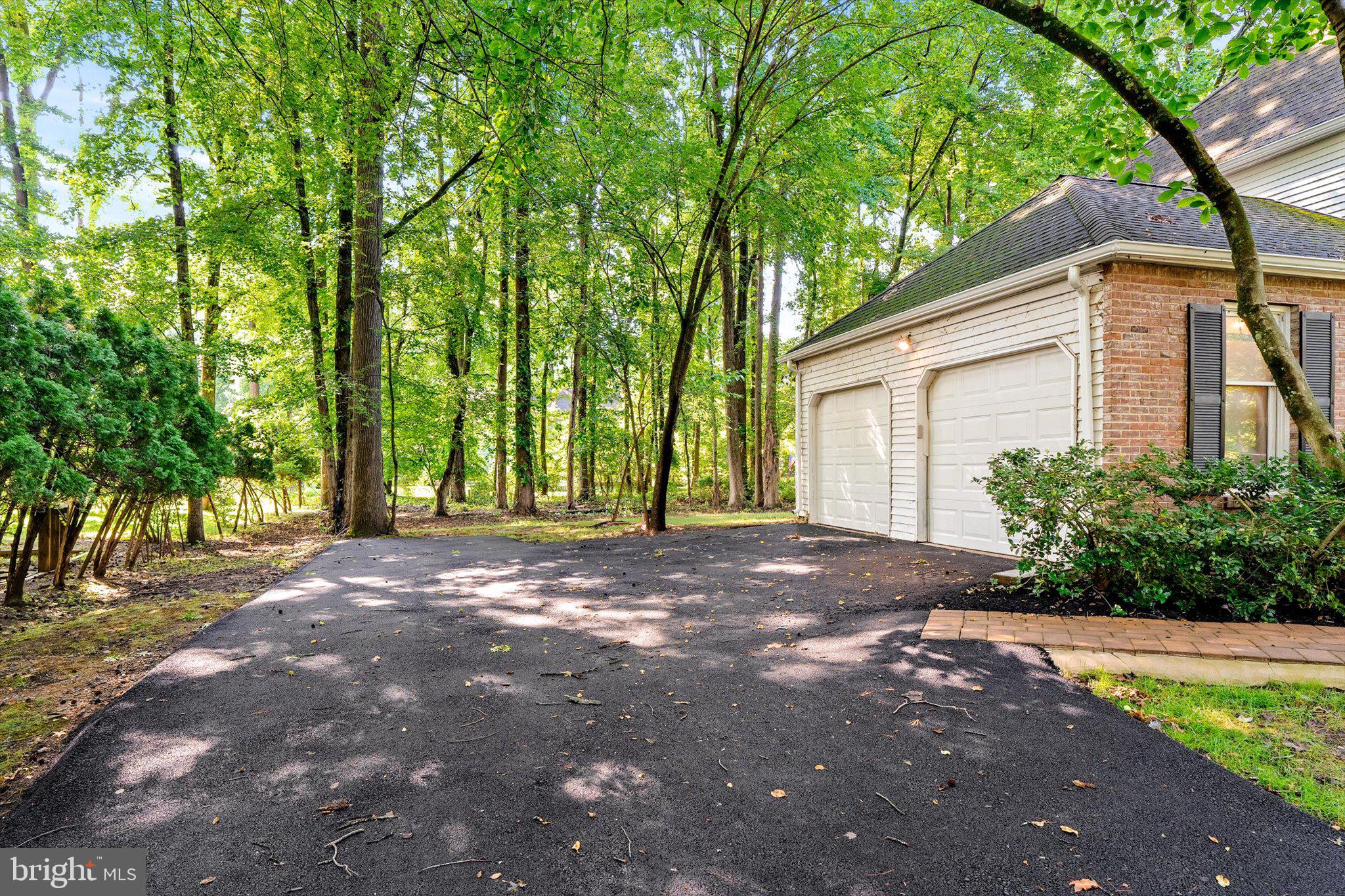 4 THERESA DRIVE
