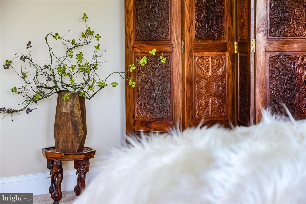 HARBOR POINTE - Residential