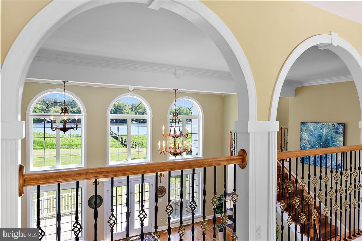 HARBOR POINTE - Residential