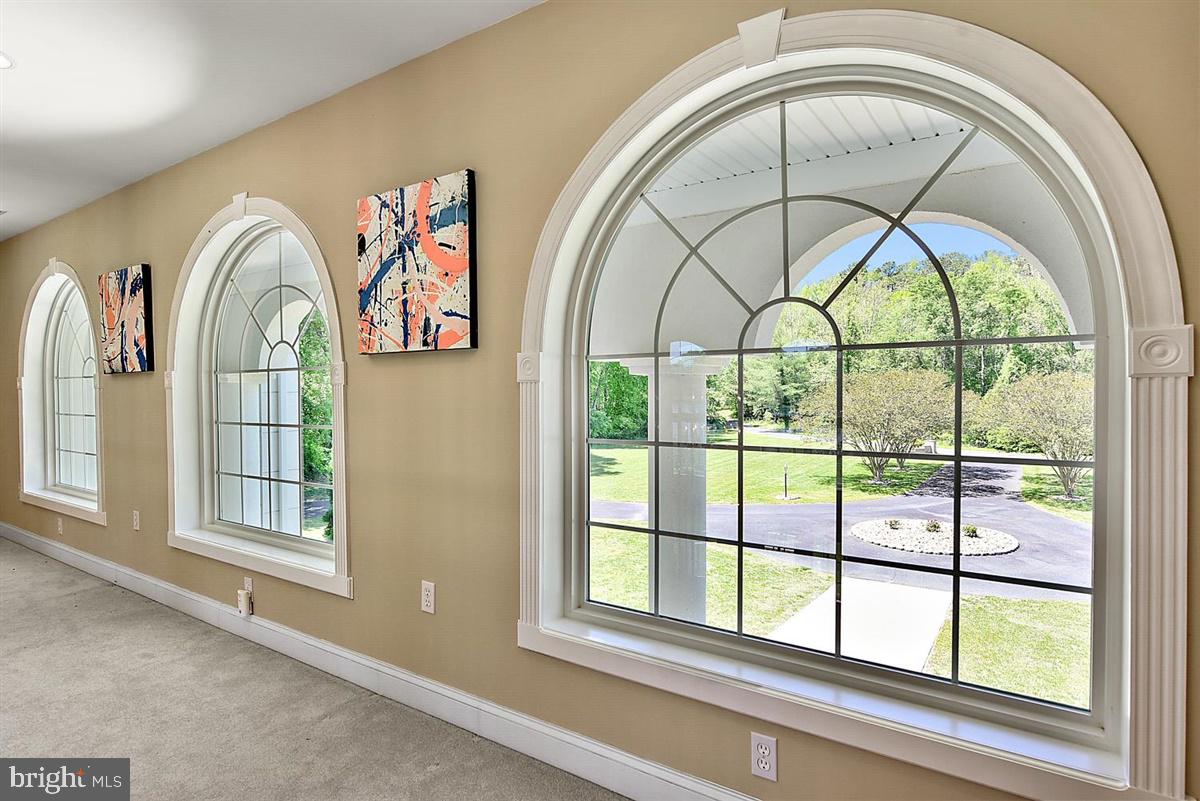 HARBOR POINTE - Residential