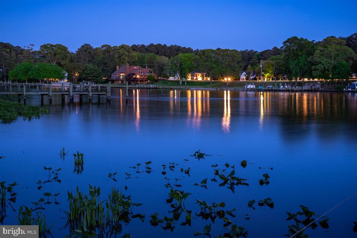 HARBOR POINTE - Residential