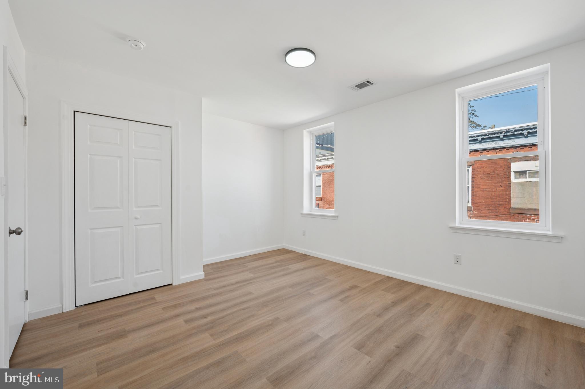 WHITMAN - Residential