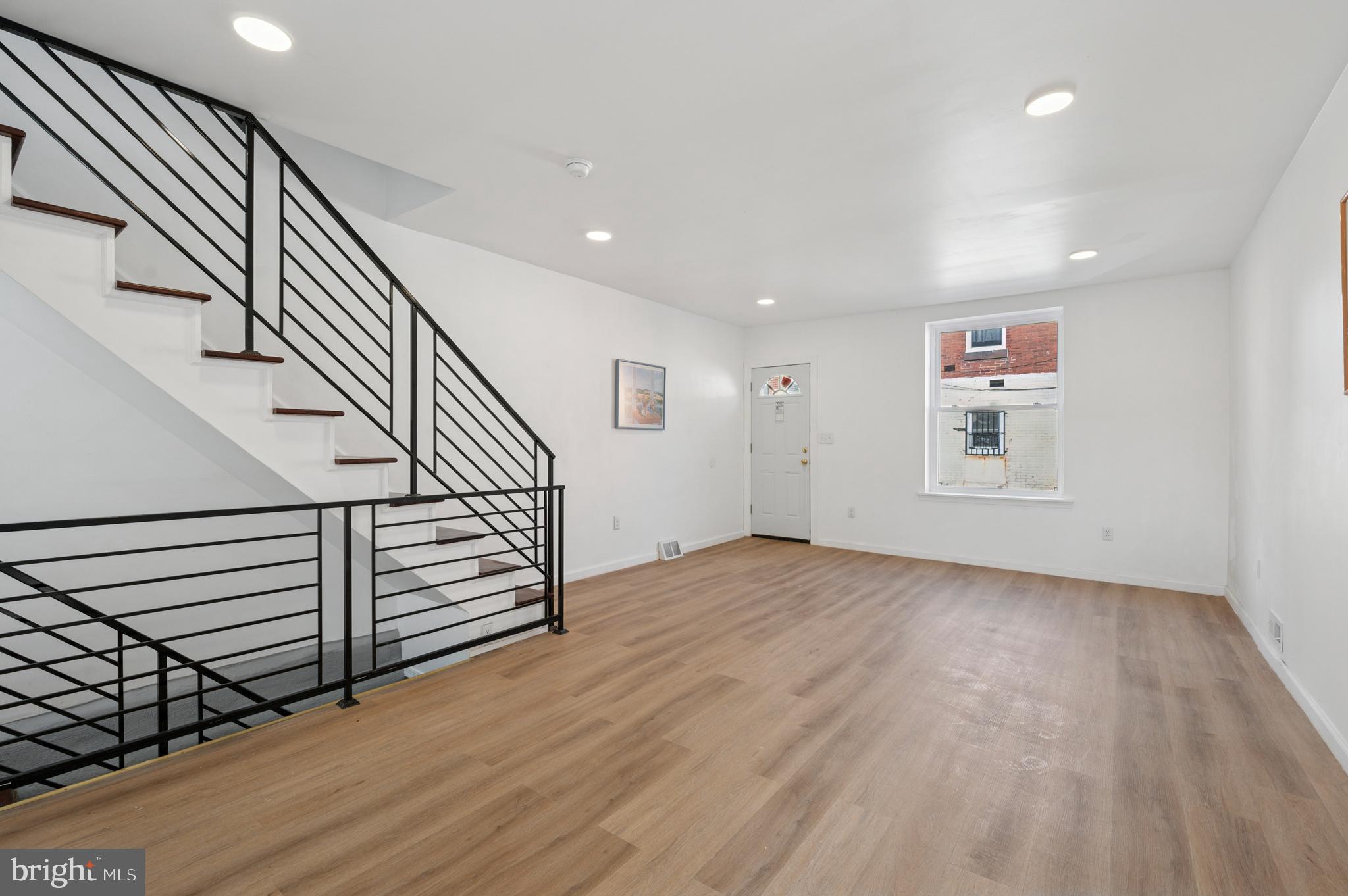 WHITMAN - Residential