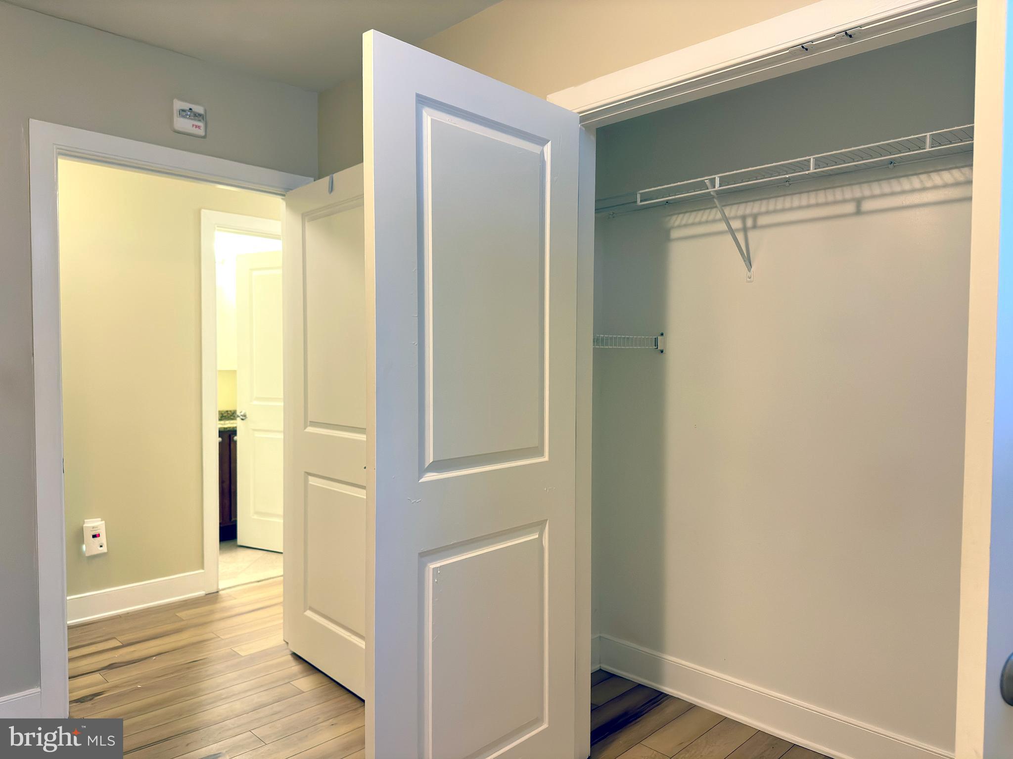 UNIVERSITY CITY - Residential Lease