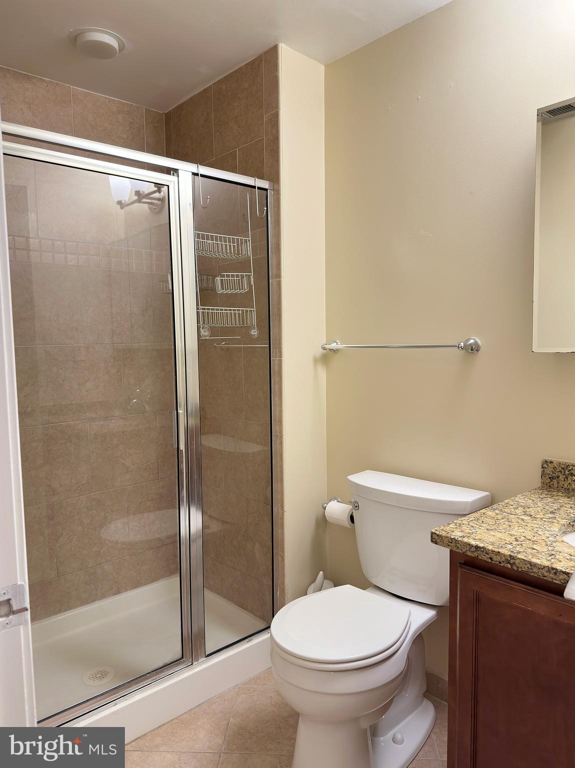 UNIVERSITY CITY - Residential Lease