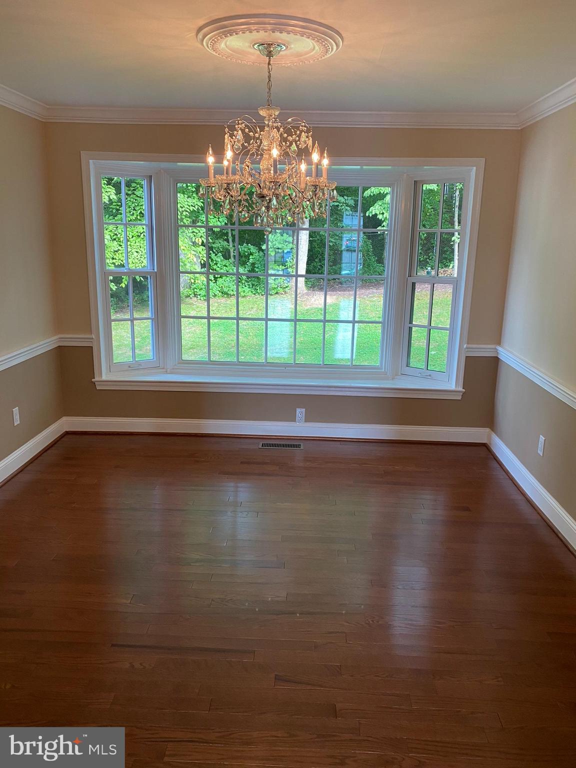 BENT TREE - Residential