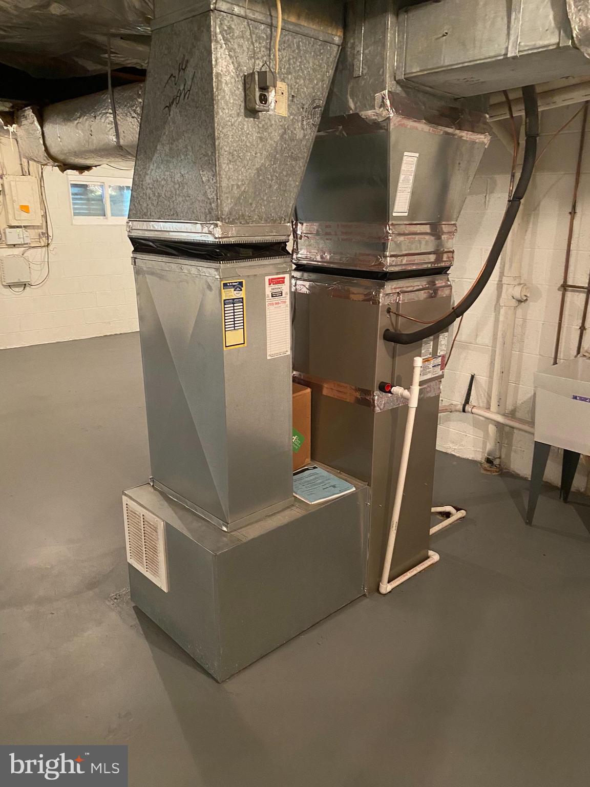 BENT TREE - Residential