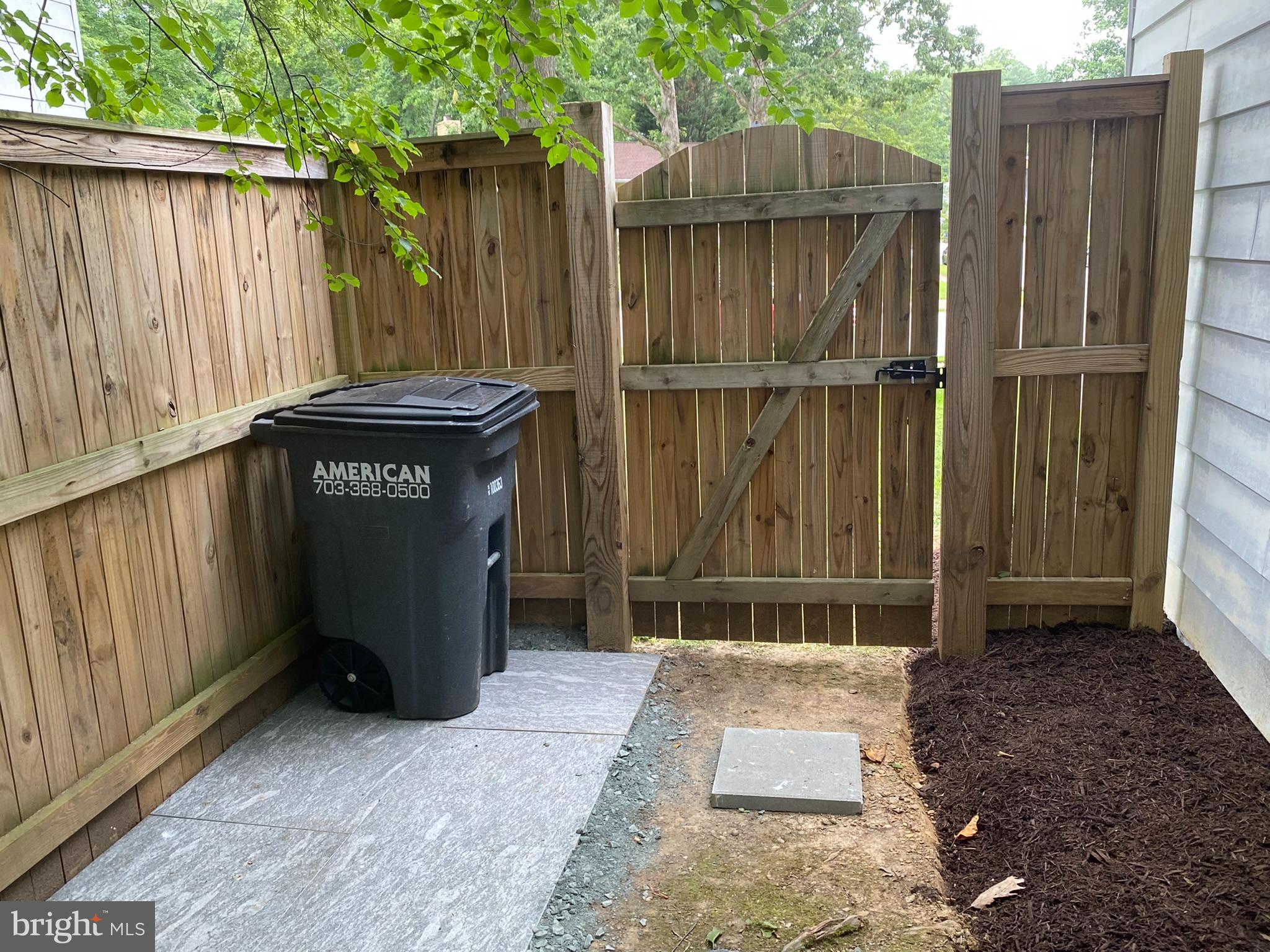 BENT TREE - Residential