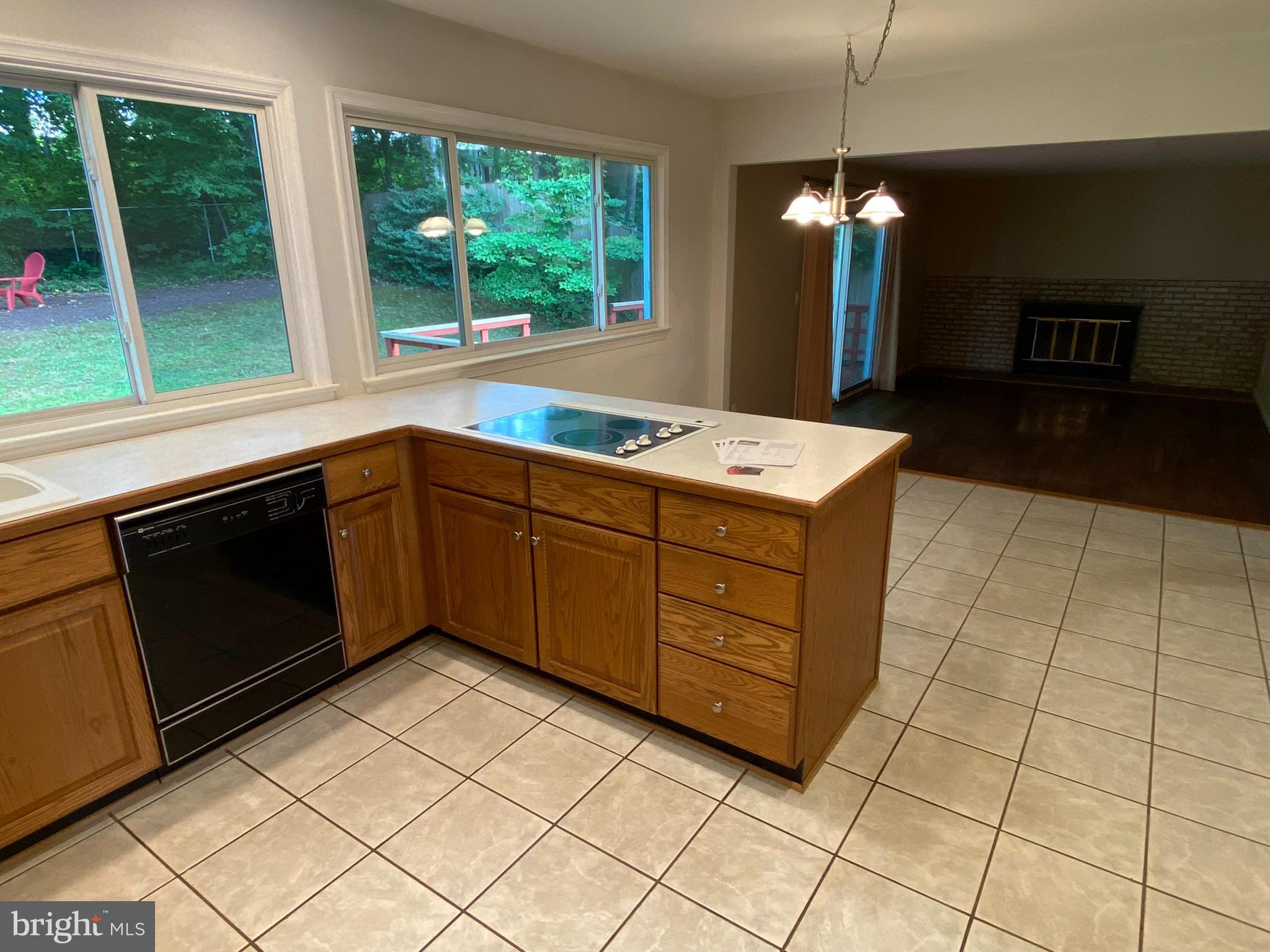 BENT TREE - Residential